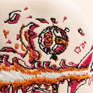 Gorra Bordada Dragonoid · El que arde dos veces