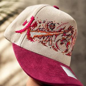 Gorra Bordada Dragonoid · El que arde dos veces